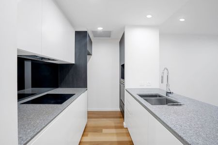 G23/55 Currong Street, Braddon - Photo 4