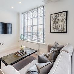 TWO BEDROOM APARTMENT TO LET RAINVILLE ROAD FULHAM W6 - Photo 1