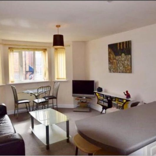 2 Bed Flat, Stradbroke Way, LS12 - Photo 1