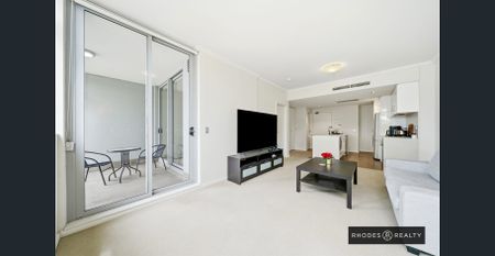 Low-Density Waterfront Living with Privacy. - Photo 2