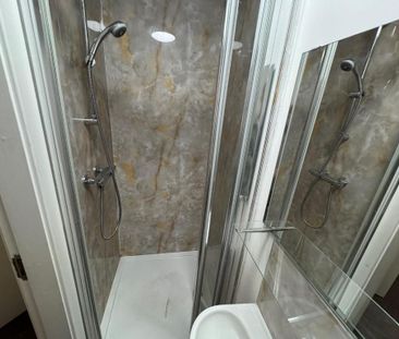1 bedroom in a house share to rent - Photo 6