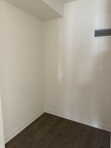 For Lease - 38 Annie Craig Drive Unit# 1506, Toronto, Ontario - Photo 3