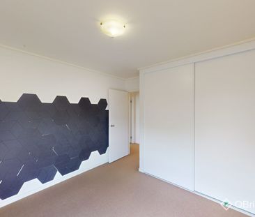 Ideally Located Modern 2 Bedroom Apartment – Glen Waverley School Z... - Photo 3