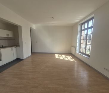 Location Appartement 2 pièces 48m² ARMENTIERES 59280 - Photo 1