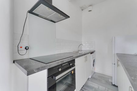 Price £695 pcm - Available Now - Unfurnished - Photo 5