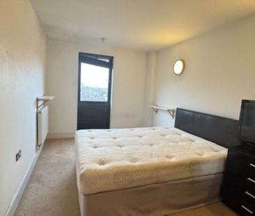 Jupiter House, Canning Town - Photo 2