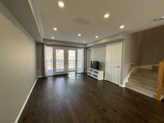 For Lease - 181 Lewis Honey Drive, Aurora, Ontario - Photo 1