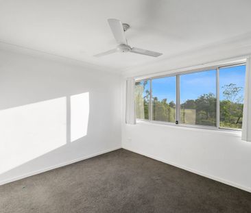 Neat and cosy family home - Photo 3