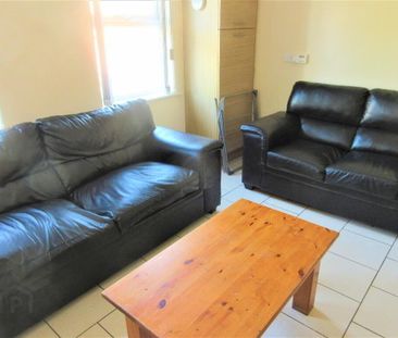 Great Apartment, 165C University Street, Queens University Quarter,... - Photo 1