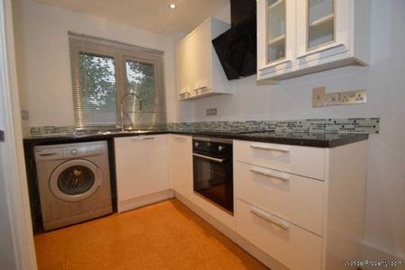 1 bedroom property to rent in Addlestone - Photo 2