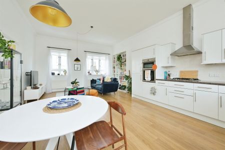 High street, Upton - Photo 4