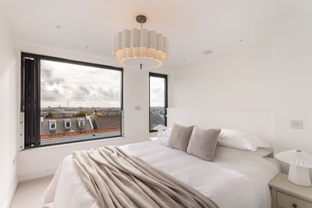 1 Bed Terraced House, Hythe Road, BN1 - Photo 5