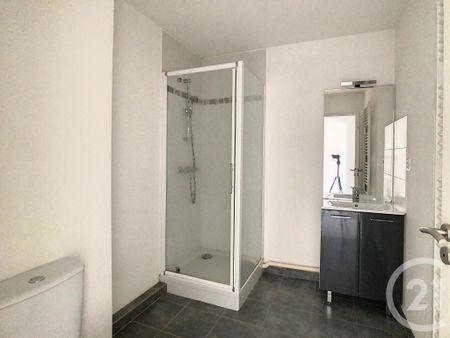 Location Appartement 2 pièces 43m² TROYES 10000 - Photo 4