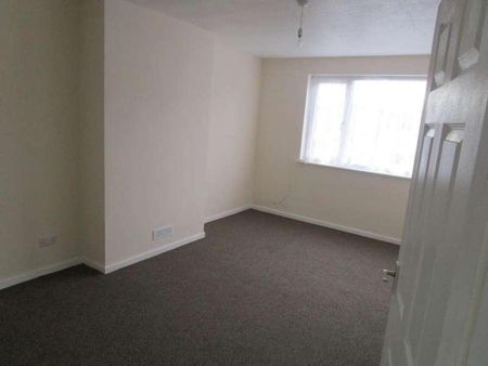 Fff Hart Road, Benfleet, SS7 - Photo 4