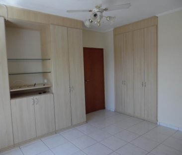Casa Para Alugar Em Nova Americana de 205.00 m² Com 4 Quartos, 2 Su... - Photo 1