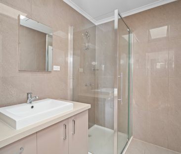 2/39 Borva Drive, Keilor East VIC 3033 - Photo 3