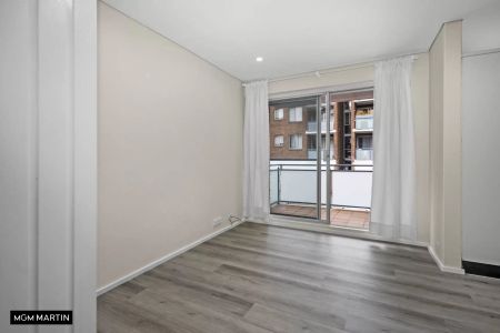 MGM MARTIN – TWO BEDROOM APARTMENT - Photo 3