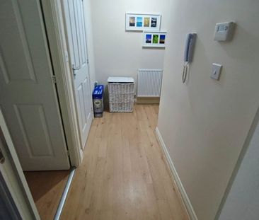 2 Bed Flat, Anglian Way, CV3 - Photo 3