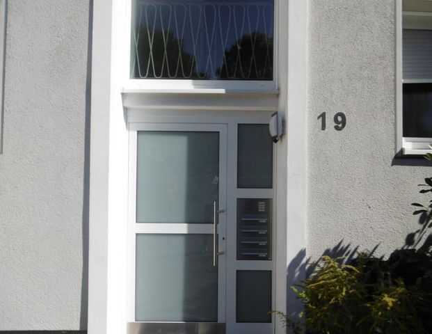 Demnächst frei! 2-Zimmer-Wohnung in Duisburg Ungelsheim - Photo 1