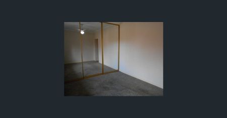 Charming home - Photo 4