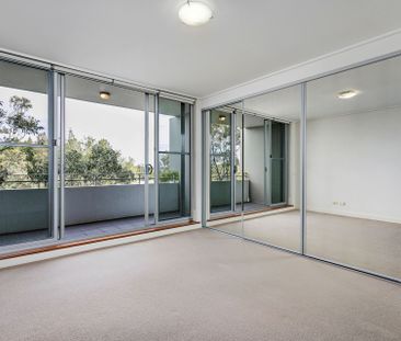 430/25 Bennelong Parkway, Wentworth Point - Photo 5