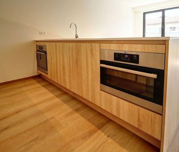 Appartement te huur in Sint-Pieters-Woluwe voor € 1.850 met 2 slaapkamers - Photo 2