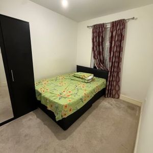 Room in a Shared House, Grange Road, IG1 - Photo 2