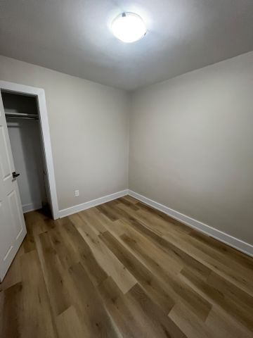 For Lease - 2921 Portage Road, Niagara Falls, Ontario - Photo 4