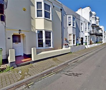 3 bedroom terraced house to rent - Photo 5