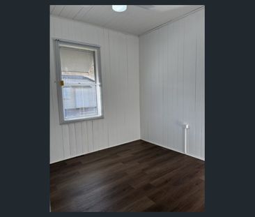 TIDY 3 BEDROOM WITH FULLY FENCED YARD - Photo 6