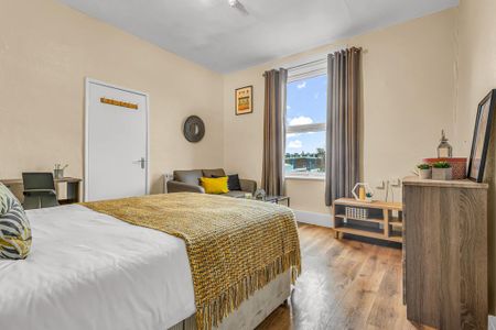 1 bedroom flat to rent - Photo 2