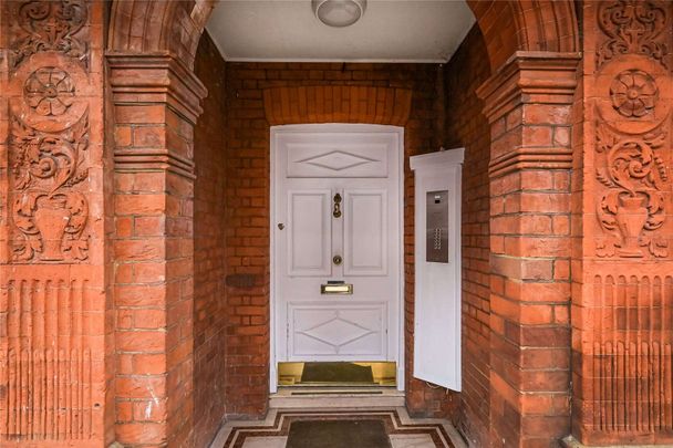 A light and spacious, two-bedroom, two-bathroom apartment situated on the first floor (with lift) of a red brick conversion with eligibility for communal garden access. - Photo 1