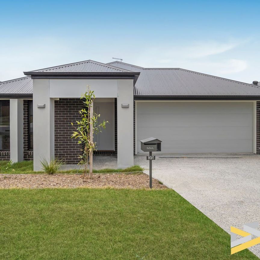 35 Raven Court, Park Ridge, Qld 4125 - Photo 1
