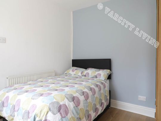 322 Caernarfon Road - Photo 1