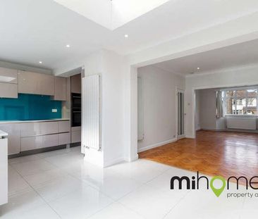 County Gate, Whetstone, EN5 - Photo 6