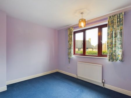 Somerville Court, Cirencester, Gloucestershire, GL7 - Photo 5