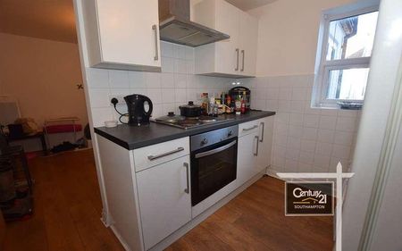 |ref: |, Bellevue Road, Southampton, SO15 - Photo 4
