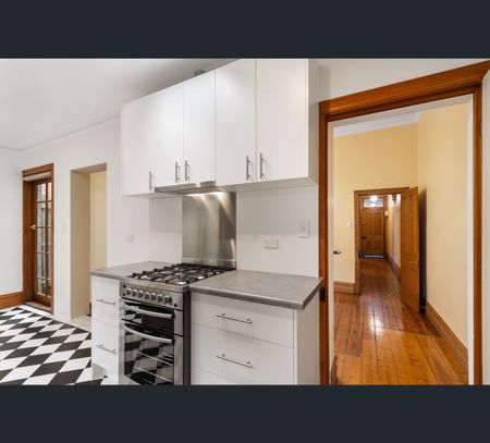 16 Raphael Street, Abbotsford, Vic 3067 - Photo 4