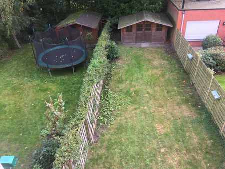 Bel-etage met 3 slaapkamers, tuin en garage - Photo 2