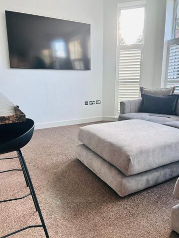 2 bedroom ground floor flat to rent - Photo 2