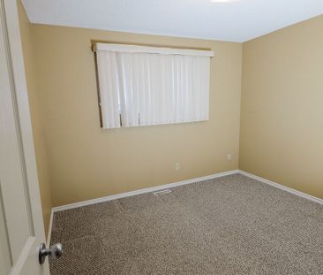 93 Fonda Drive Southeast, Calgary - Photo 6