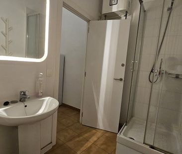 Carrer del Comte dUrgell, Barcelona, Catalonia 08011 - Photo 2