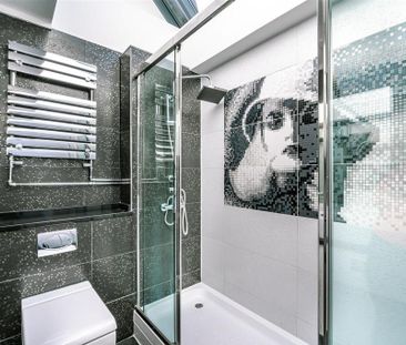 3 bedroom flat to rent - Photo 5