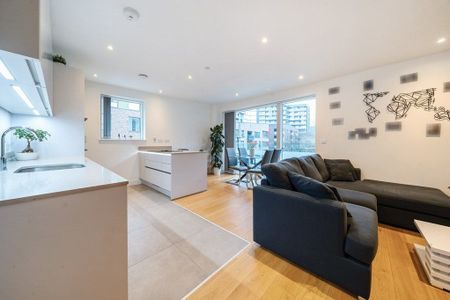 West Parkside, London, SE10 - Photo 4