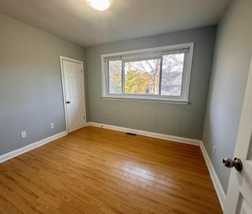 For Lease - 1554 Lochlin Trail, Mississauga, Ontario - Photo 6