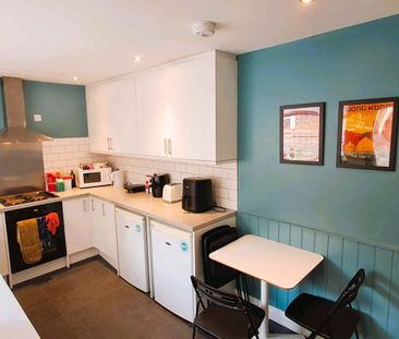 4 bedroom property to rent - Photo 2