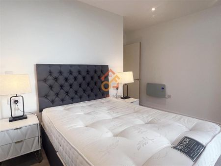 2 bedroom flat to rent - Photo 4
