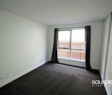 LOW MAINTENANCE MODERN UNIT - Photo 2