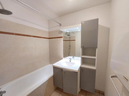 location Appartement T2 DE 43.15m² À POITIERS - Photo 5