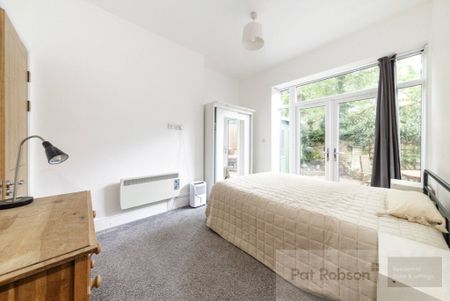 Akenside Terrace, Newcastle Upon Tyne - Photo 5